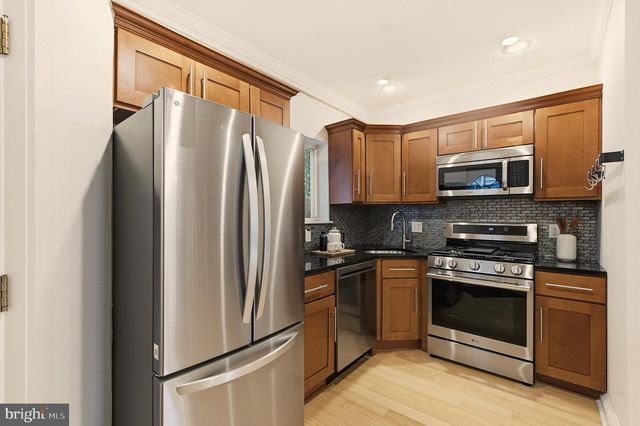 1411 E BERKS ST, Philadelphia, PA 19125