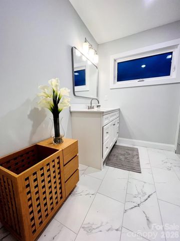 1063 Riverside Drive, Asheville, NC 28804