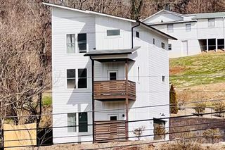 1063 Riverside Drive, Asheville, NC 28804