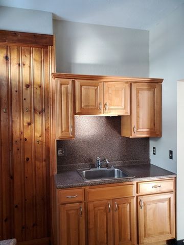 91 Ocean Street 1, Lynn, MA 01902