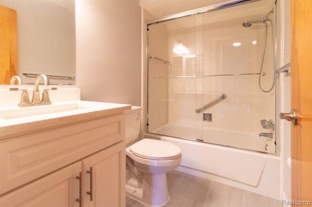 1199 S Sheldon Road 79, Plymouth, MI 48170