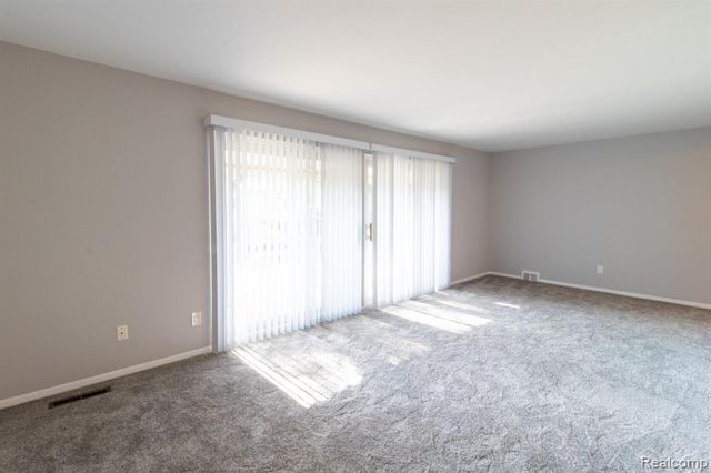 1199 S Sheldon Road 79, Plymouth, MI 48170