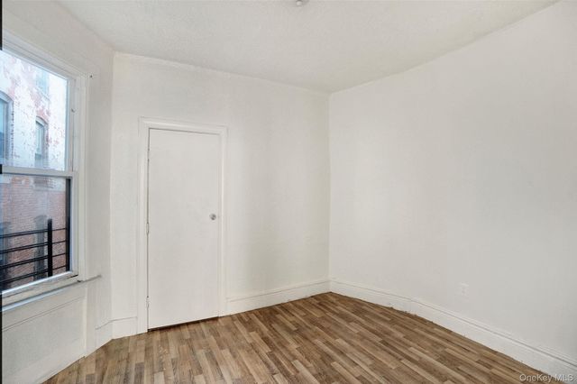 1241 College Avenue, Bronx, NY 10456