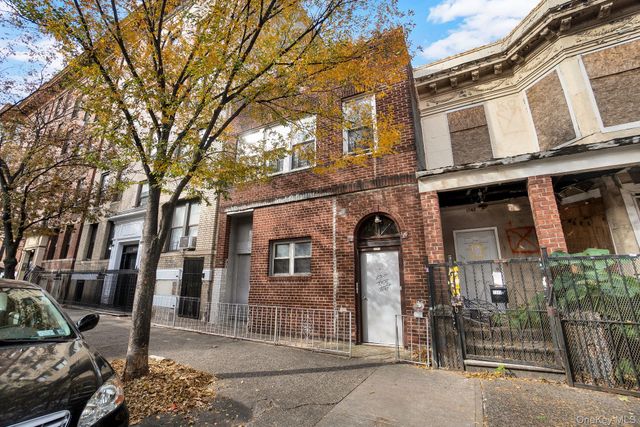 1241 College Avenue, Bronx, NY 10456