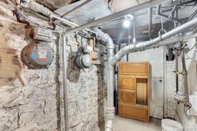 1241 College Avenue, Bronx, NY 10456