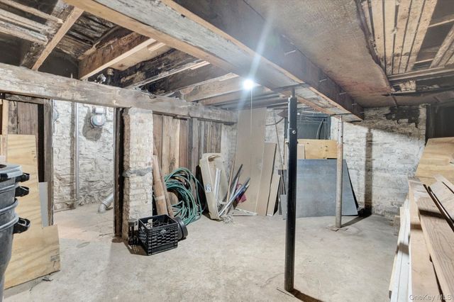 1241 College Avenue, Bronx, NY 10456