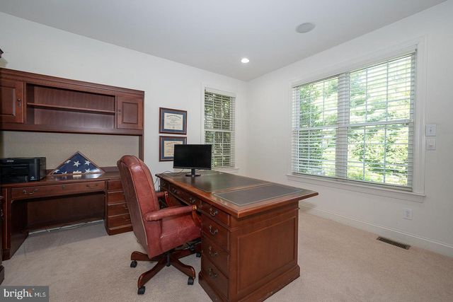 121 SPRING TREE DR, Newtown Square, PA 19073