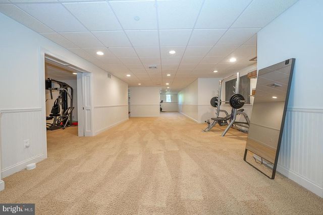 121 SPRING TREE DR, Newtown Square, PA 19073