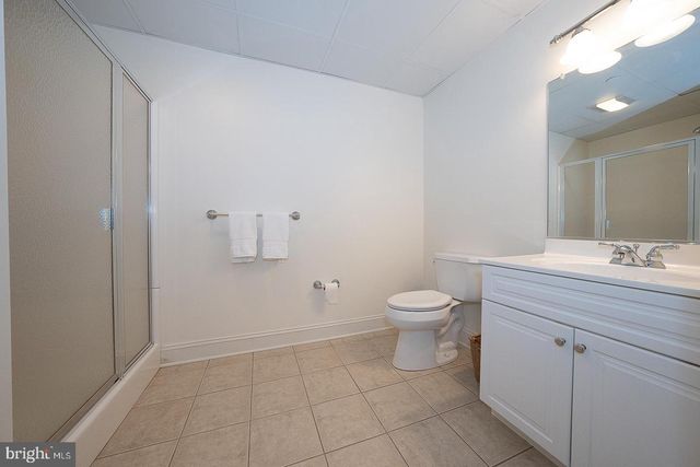 121 SPRING TREE DR, Newtown Square, PA 19073