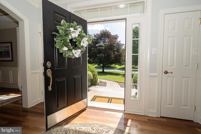 121 SPRING TREE DR, Newtown Square, PA 19073