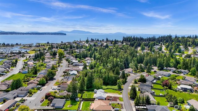 8224 Quinault Road, Blaine, WA 98230