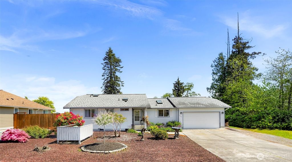 8224 Quinault Road, Blaine, WA 98230