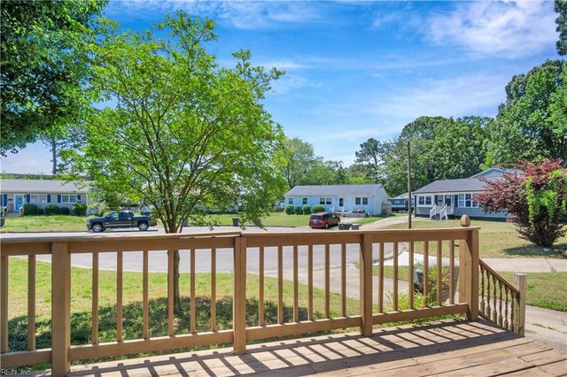 5104 Hazelwood RD, Hampton, VA 23605