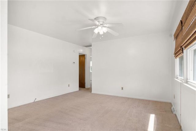 5104 Hazelwood RD, Hampton, VA 23605