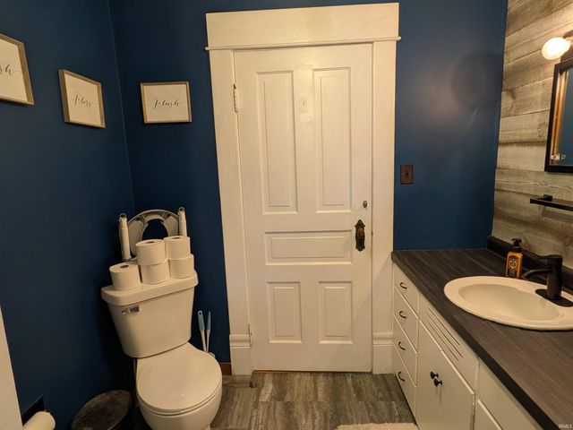 15 E main Street, Rossville, IN 46065