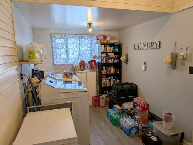 15 E main Street, Rossville, IN 46065