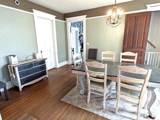 15 E main Street, Rossville, IN 46065