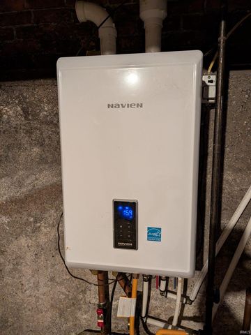 15 E main Street, Rossville, IN 46065