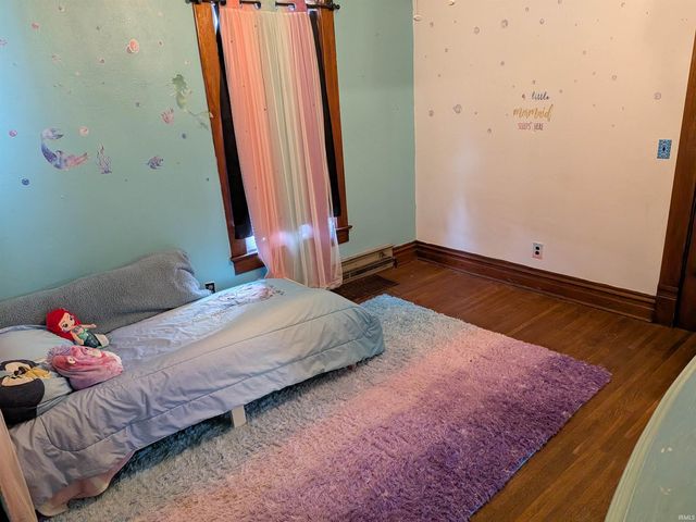 15 E main Street, Rossville, IN 46065