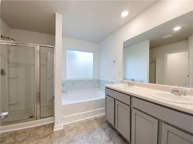 2611 Lovejoy Crossing Drive, Hampton, GA 30228