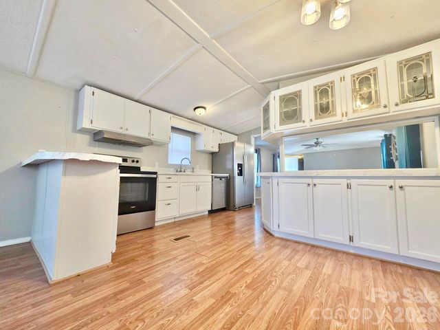 1218 Wittenburg Road, Taylorsville, NC 28681