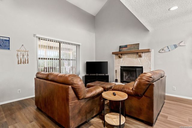 1641 Rotherman, Canyon Lake, TX 78133