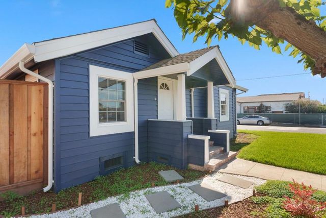 202 Stanford Street, Watsonville, CA 95076