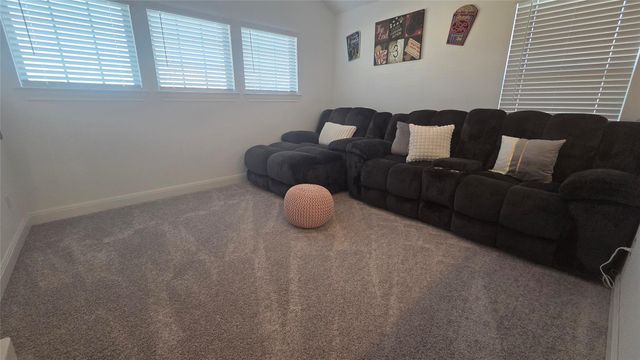 125 Raleigh DR, Georgetown, TX 78633