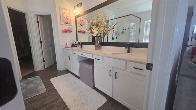 125 Raleigh DR, Georgetown, TX 78633