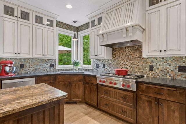 8445 Upland Lane N, Maple Grove, MN 55311