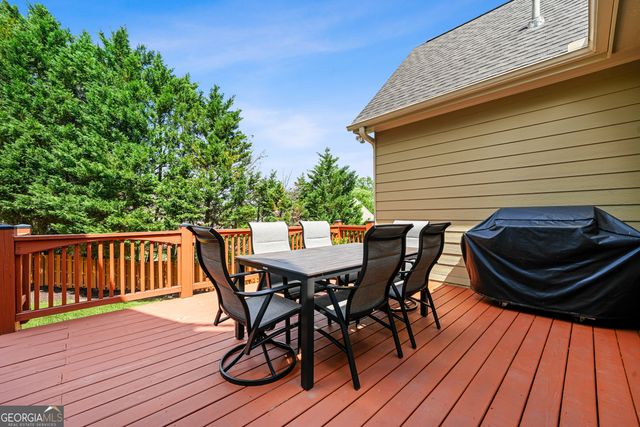 1490 Boomer Circle, Suwanee, GA 30024