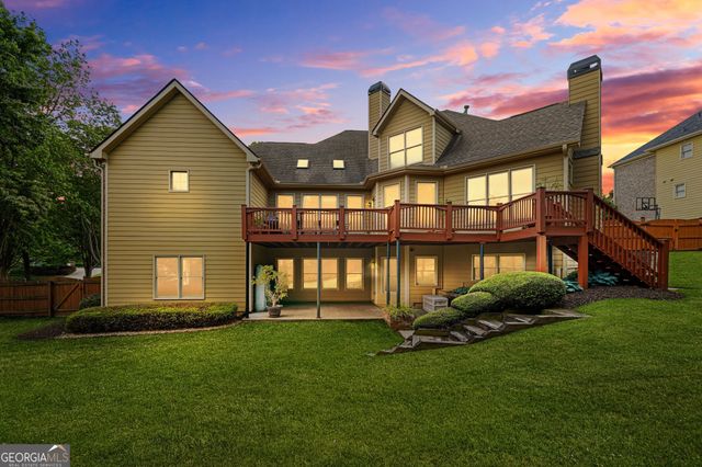 1490 Boomer Circle, Suwanee, GA 30024