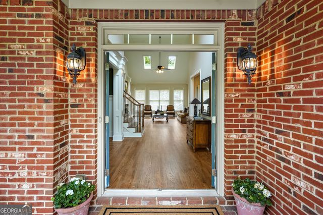 1490 Boomer Circle, Suwanee, GA 30024
