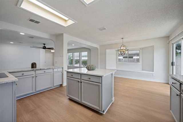 700 Capricorn Street, Cedar Hill, TX 75104