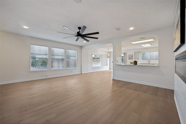 700 Capricorn Street, Cedar Hill, TX 75104