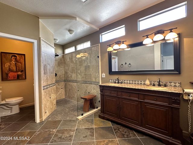 65091 E Diamond Ridge Court, Tucson, AZ 85739