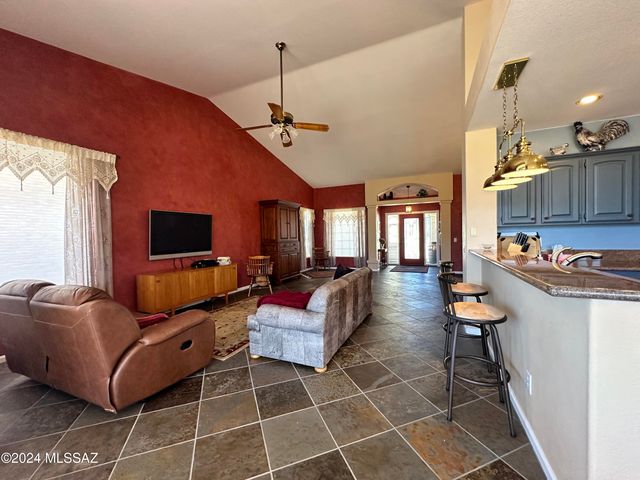 65091 E Diamond Ridge Court, Tucson, AZ 85739