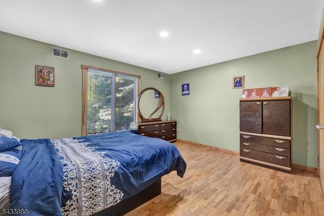 4 Skytop Dr, Denville Twp., NJ 07834