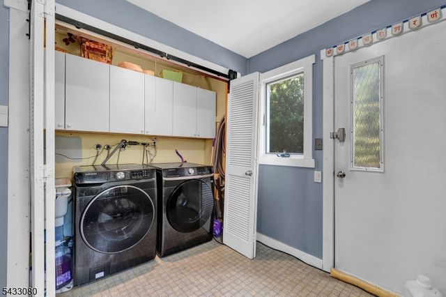 4 Skytop Dr, Denville Twp., NJ 07834