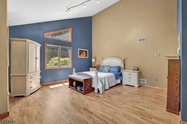 4 Skytop Dr, Denville Twp., NJ 07834