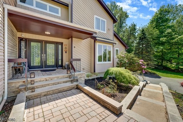 4 Skytop Dr, Denville Twp., NJ 07834