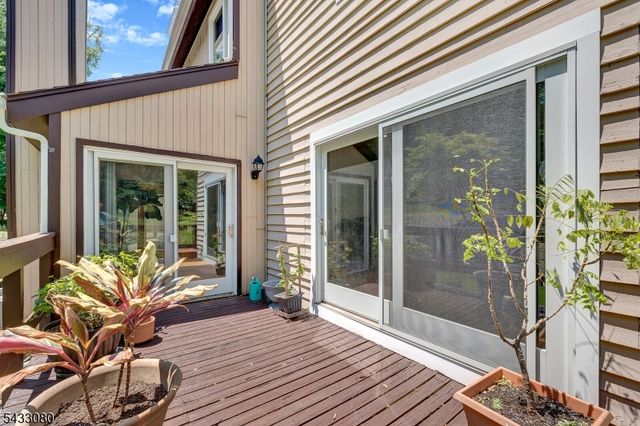 4 Skytop Dr, Denville Twp., NJ 07834