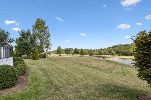5077 Native Pony Trl, College Grove, TN 37046