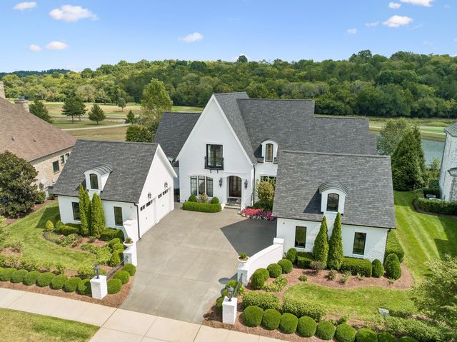 5077 Native Pony Trl, College Grove, TN 37046