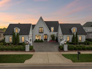 5077 Native Pony Trl, College Grove, TN 37046