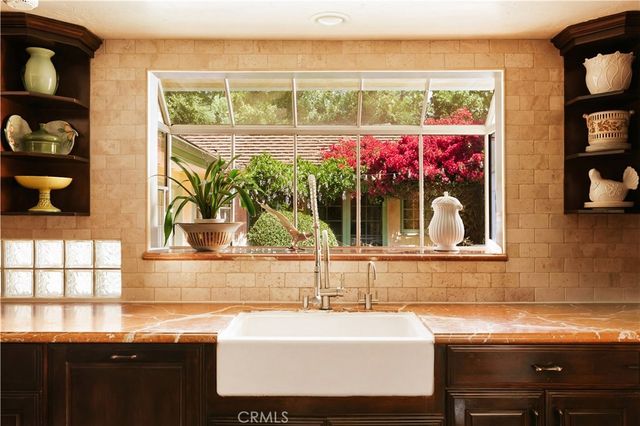 1138 Coldwater Canyon Drive, Beverly Hills, CA 90210