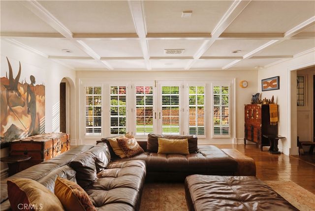 1138 Coldwater Canyon Drive, Beverly Hills, CA 90210