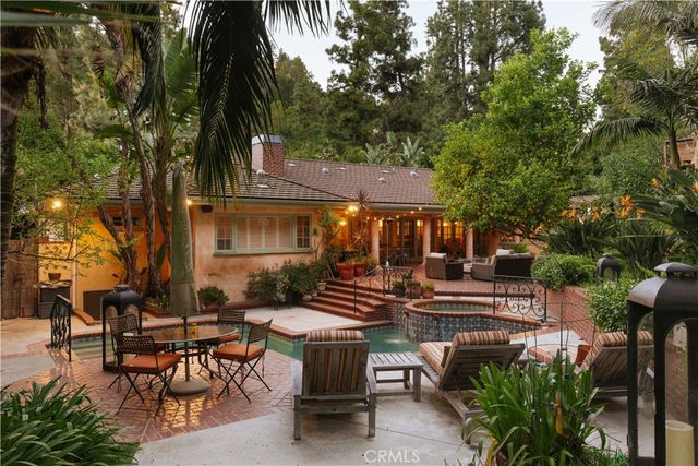 1138 Coldwater Canyon Drive, Beverly Hills, CA 90210