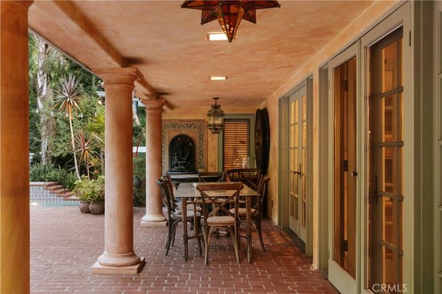 1138 Coldwater Canyon Drive, Beverly Hills, CA 90210