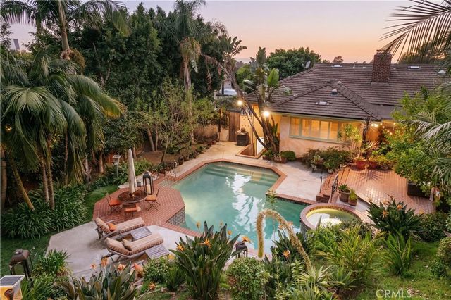 1138 Coldwater Canyon Drive, Beverly Hills, CA 90210